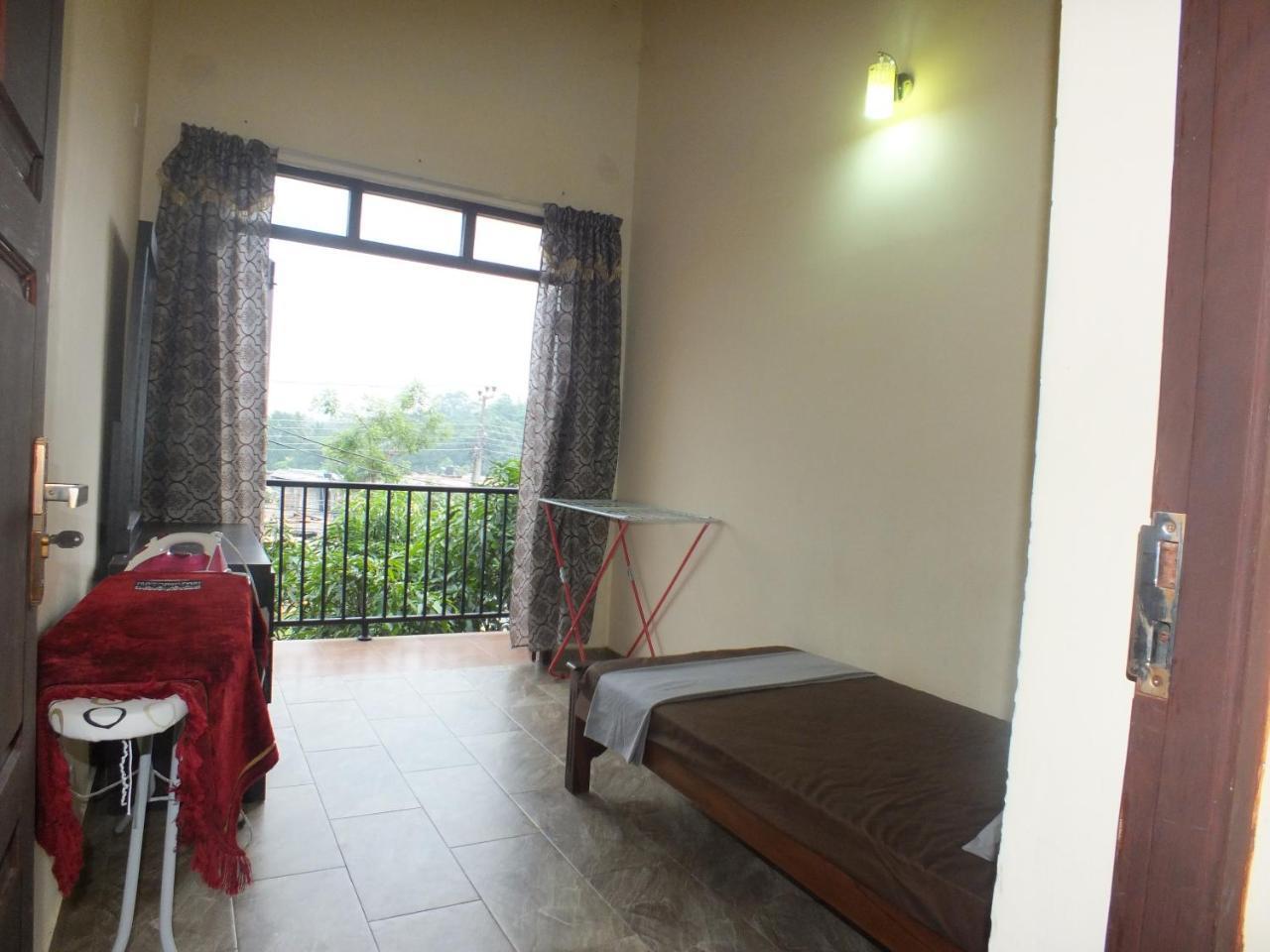 Hillsview Rest & Guest House Матале Экстерьер фото